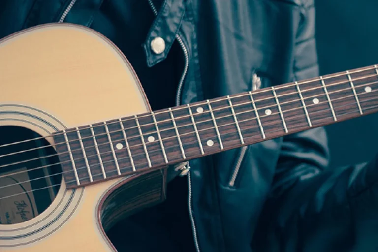 How Long Does it Really Take to Learn Guitar Online