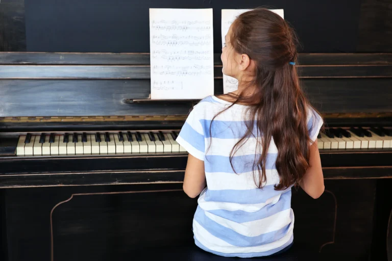 How to Read Bass Clef Notes on Piano