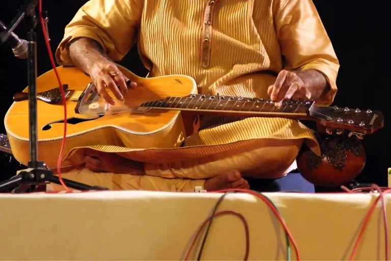 Guitar for Indian classical music